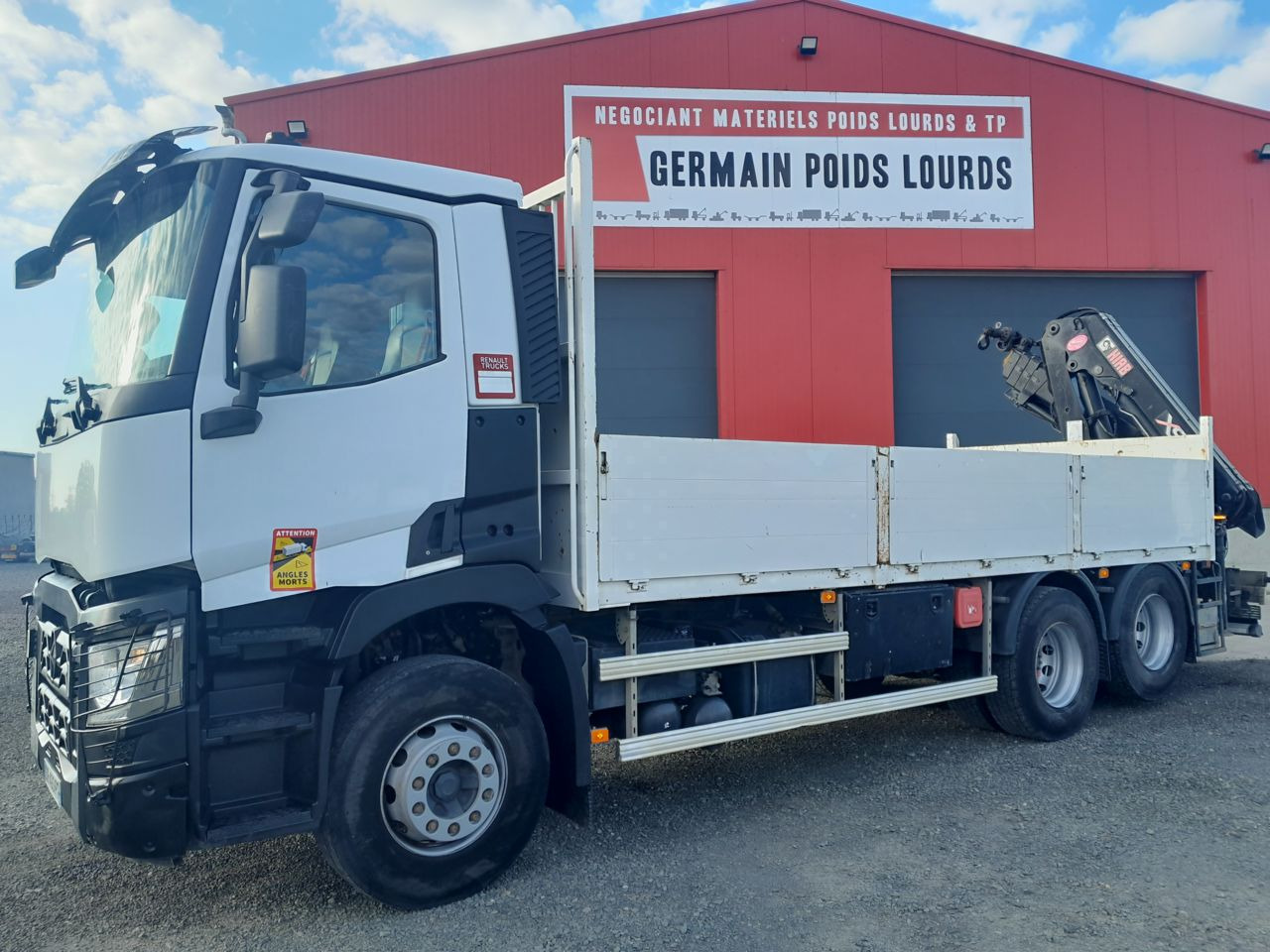 Renault C380 6x2 DTI11 6x2 Standard platform Truck - משאית צד נופל/ שטוחה, משאית מנוף: תמונה 5 Renault C380 6x2 DTI11 6x2 Standard platform Truck - משאית צד נופל/ שטוחה, משאית מנוף: תמונה 5