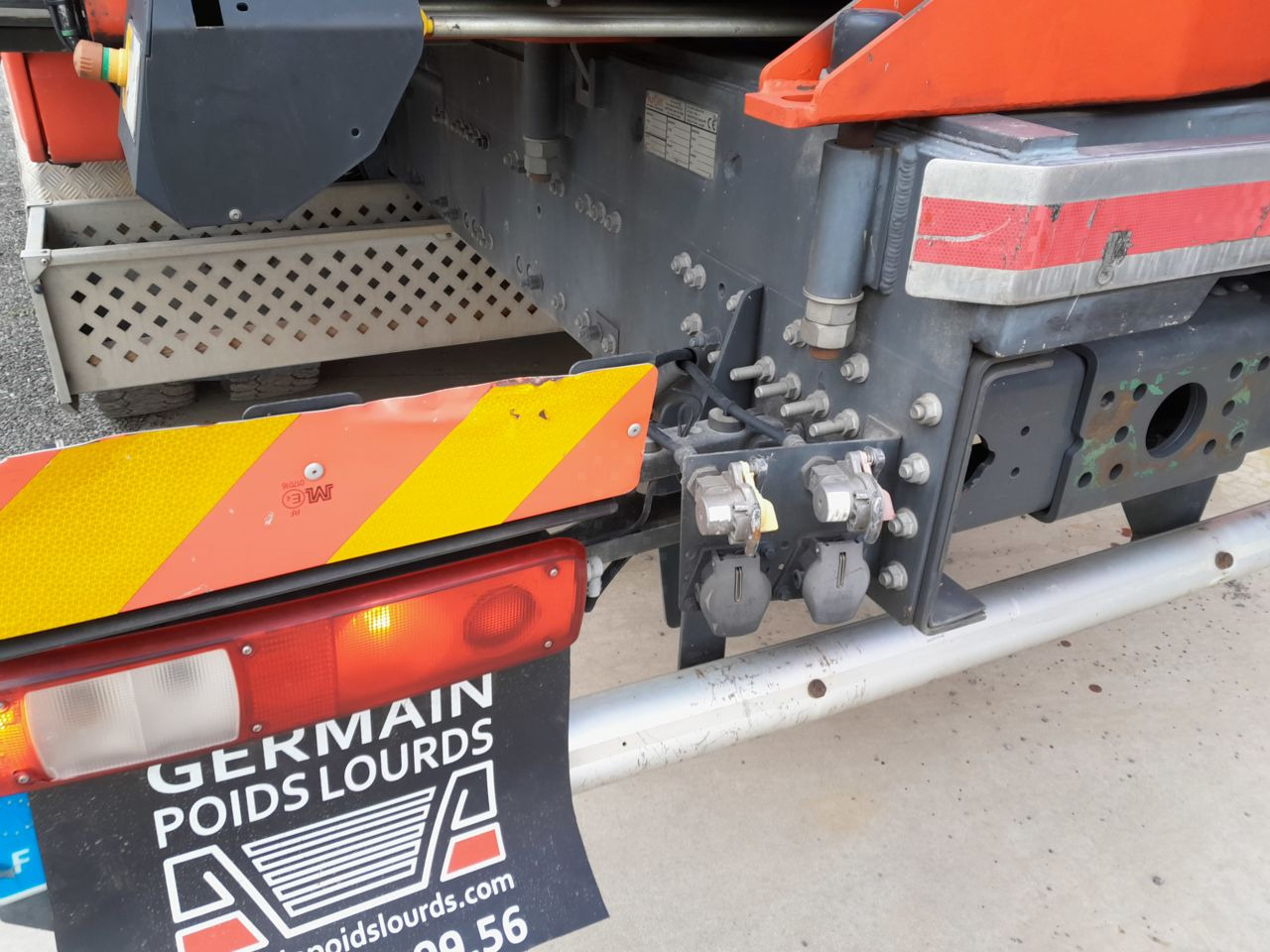 Renault C430 6x4 Standard platform Truck - משאית צד נופל/ שטוחה, משאית מנוף: תמונה 5 Renault C430 6x4 Standard platform Truck - משאית צד נופל/ שטוחה, משאית מנוף: תמונה 5