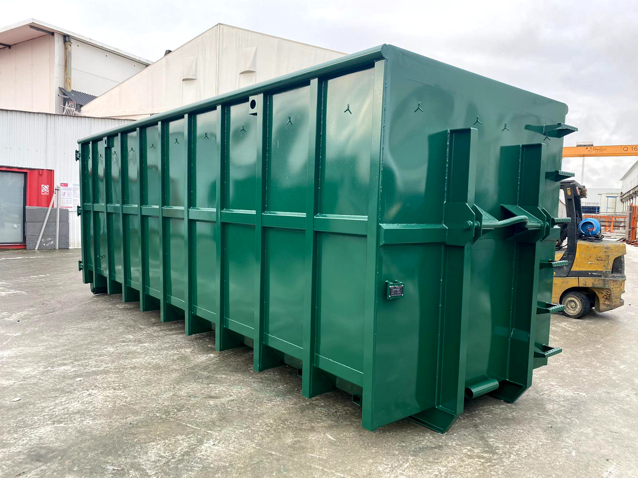 Metal-K Kontener/Abrollcontainer KP40S - מכולת גלגול: תמונה 1 Metal-K Kontener/Abrollcontainer KP40S - מכולת גלגול: תמונה 1