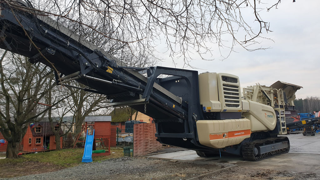 Metso LT1213 - מגרסת התנגשות: תמונה 1 Metso LT1213 - מגרסת התנגשות: תמונה 1