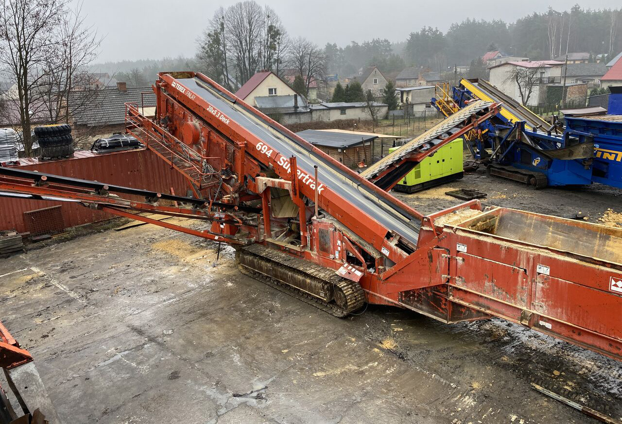Terex - Finlay 694 - משקף: תמונה 2 Terex - Finlay 694 - משקף: תמונה 2