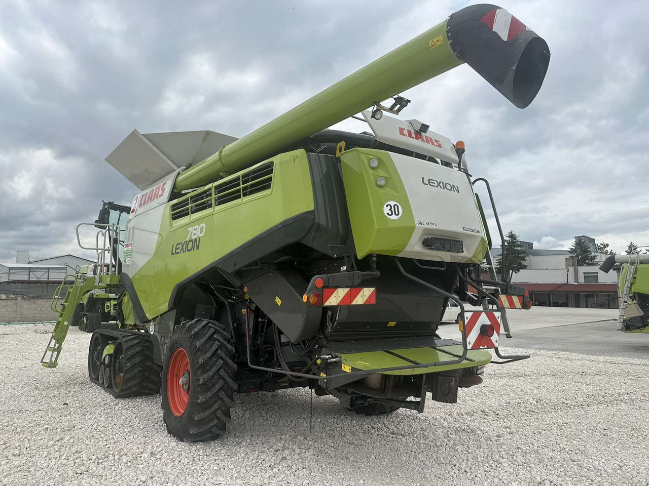 CLAAS LEXION 780 TT, V12.30 - מקצרת קומבינה: תמונה 3 CLAAS LEXION 780 TT, V12.30 - מקצרת קומבינה: תמונה 3