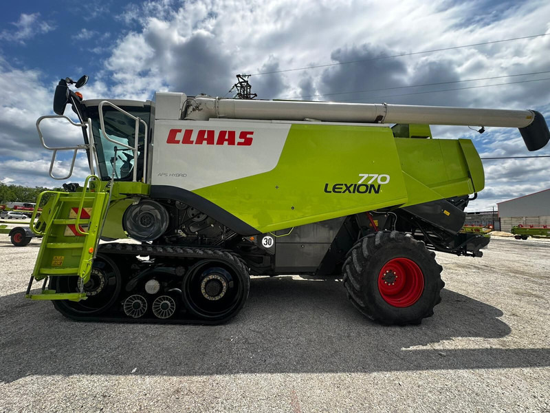 Claas Lexion 770 TT - מקצרת קומבינה: תמונה 4 Claas Lexion 770 TT - מקצרת קומבינה: תמונה 4