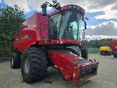 Case IH AXIAL FLOW 8010 - מקצרת קומבינה: תמונה 4 Case IH AXIAL FLOW 8010 - מקצרת קומבינה: תמונה 4
