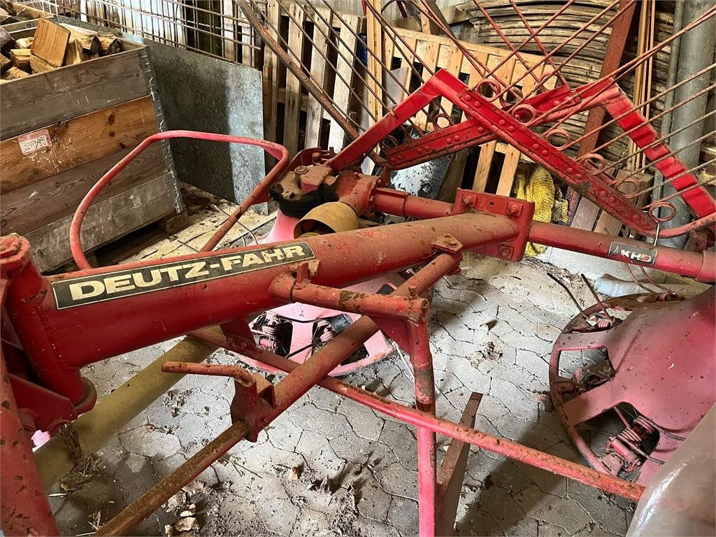 Deutz-fahr 2 ROTORS - גורף/ מגרפה: תמונה 1 Deutz-fahr 2 ROTORS - גורף/ מגרפה: תמונה 1