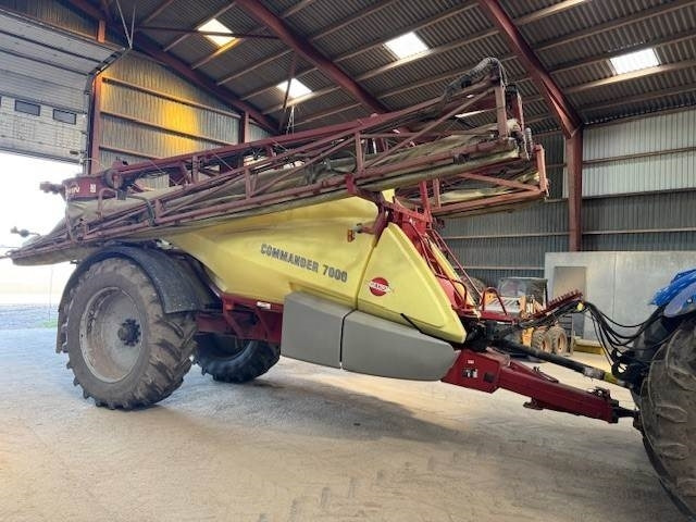Hardi COMMANDER 7000I TWIN - מרסס נגרר: תמונה 1 Hardi COMMANDER 7000I TWIN - מרסס נגרר: תמונה 1