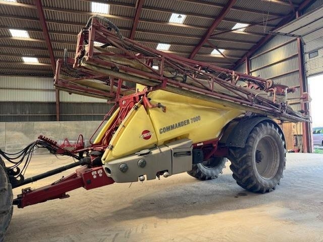 Hardi COMMANDER 7000I TWIN - מרסס נגרר: תמונה 2 Hardi COMMANDER 7000I TWIN - מרסס נגרר: תמונה 2