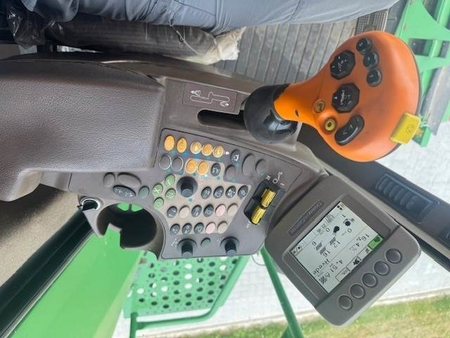 מקצרת קומבינה John Deere T660I: תמונה 9