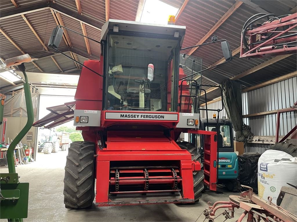 Massey Ferguson MF 30 MEJETÆRSKER - מקצרת קומבינה: תמונה 1 Massey Ferguson MF 30 MEJETÆRSKER - מקצרת קומבינה: תמונה 1