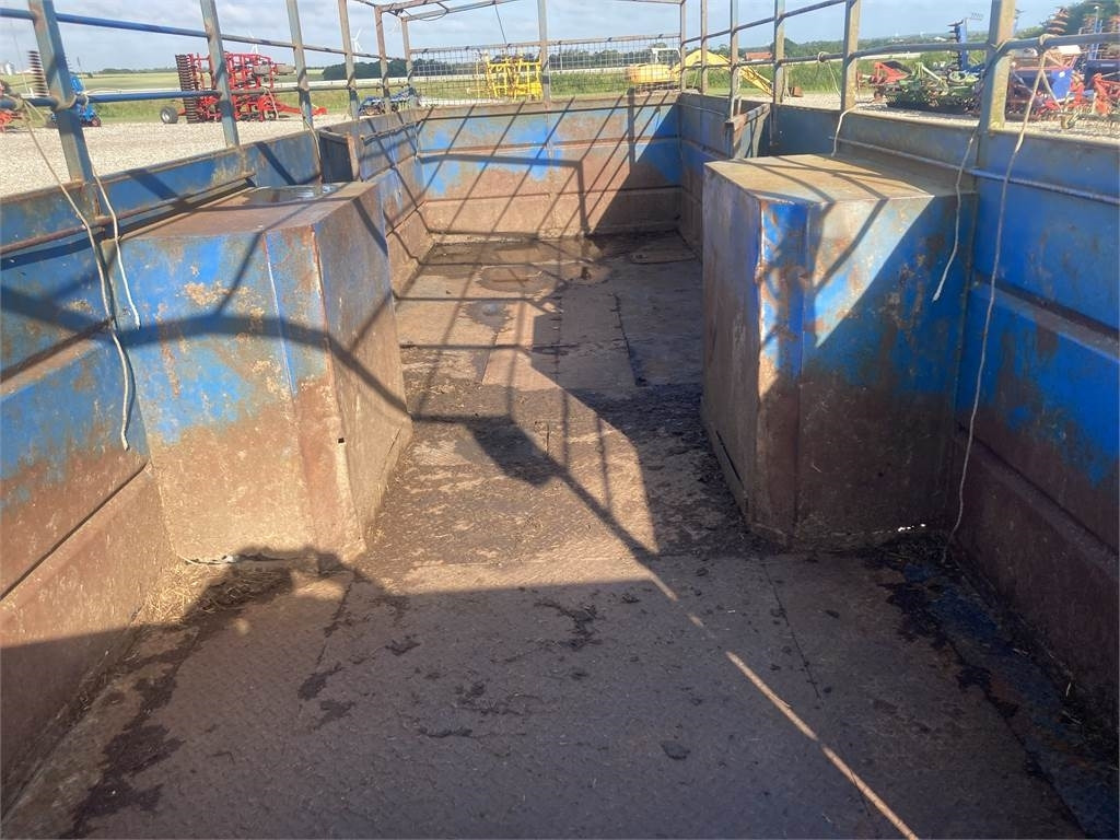 NOC AGRO 8M KREATURVOGN - קרון נגרר להובלת בעלי חיים: תמונה 4 NOC AGRO 8M KREATURVOGN - קרון נגרר להובלת בעלי חיים: תמונה 4