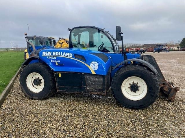 New Holland LM7.35 - מפעיל טלסקופי: תמונה 3 New Holland LM7.35 - מפעיל טלסקופי: תמונה 3