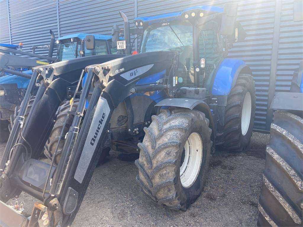 New Holland T7.190 RC - טרקטור חקלאי: תמונה 1 New Holland T7.190 RC - טרקטור חקלאי: תמונה 1