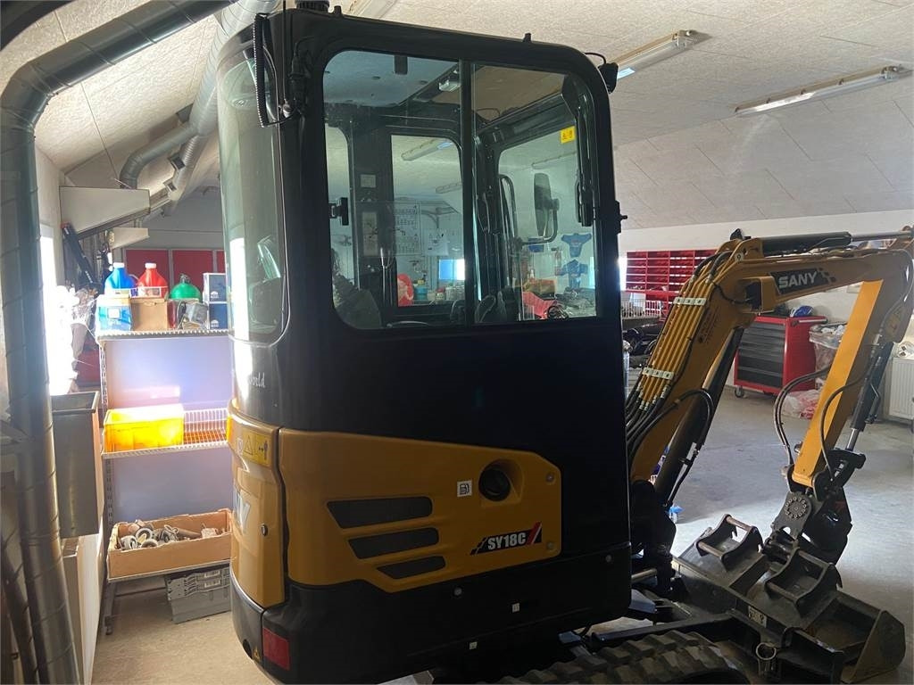 Sany SY18C - מיני מחפר: תמונה 3 Sany SY18C - מיני מחפר: תמונה 3