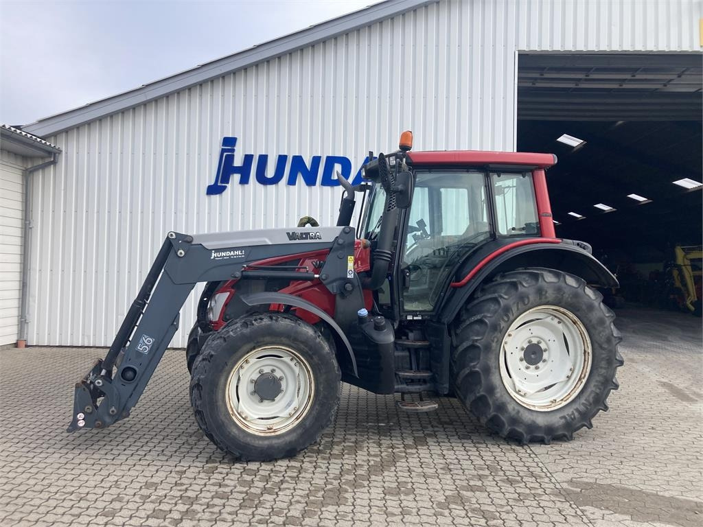 Valtra N123 MED FRONTLÆSSER  - טרקטור חקלאי: תמונה 1 Valtra N123 MED FRONTLÆSSER  - טרקטור חקלאי: תמונה 1