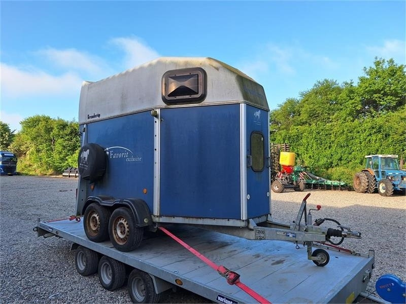 Brenderup 33 K HESTETRAILER - קרון נגרר לסוסים: תמונה 1 Brenderup 33 K HESTETRAILER - קרון נגרר לסוסים: תמונה 1