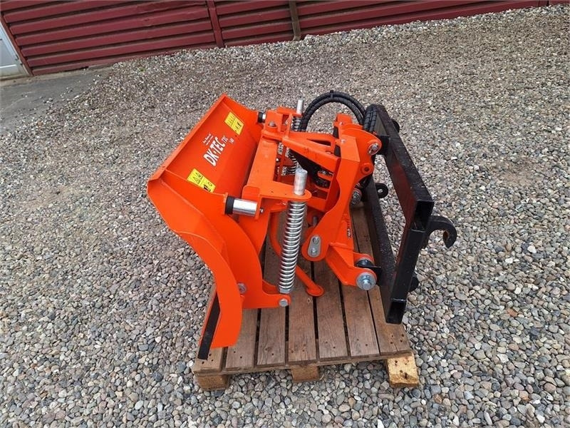 - - - DK-TEC - מחרשת שלג עבור מכונה חקלאית: תמונה 1 - - - DK-TEC - מחרשת שלג עבור מכונה חקלאית: תמונה 1