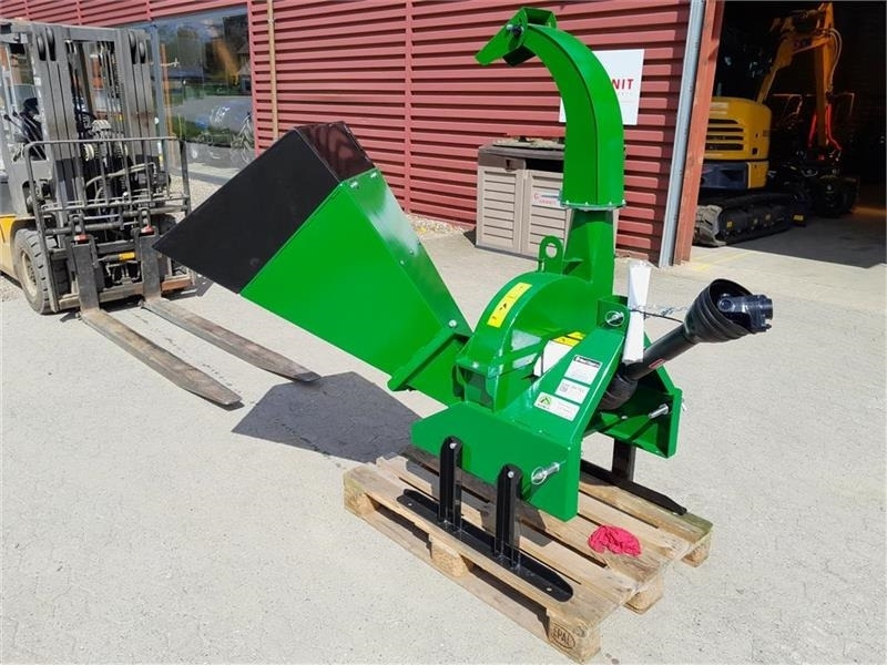 Dk-Tec - מגרסת עץ: תמונה 2 Dk-Tec - מגרסת עץ: תמונה 2