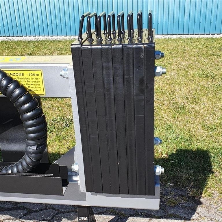 Dk-Tec - מכסחת תבואה/ עשבים: תמונה 3 Dk-Tec - מכסחת תבואה/ עשבים: תמונה 3