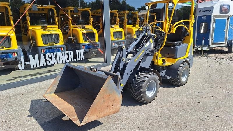 Eurotrac W11 - מעמיס קומפקטי: תמונה 4 Eurotrac W11 - מעמיס קומפקטי: תמונה 4