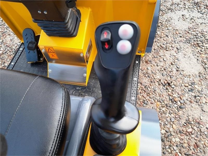 מעמיס קומפקטי Eurotrac W11: תמונה 10