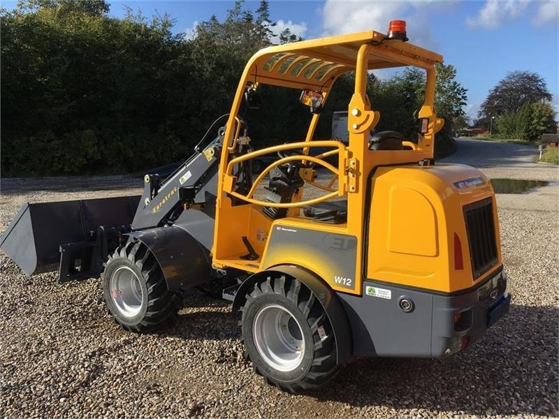 Eurotrac W12 m. lang arm - מעמיס קומפקטי: תמונה 2 Eurotrac W12 m. lang arm - מעמיס קומפקטי: תמונה 2