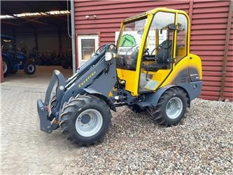 Eurotrac W12 med førerhus - מעמיס קומפקטי: תמונה 1 Eurotrac W12 med førerhus - מעמיס קומפקטי: תמונה 1