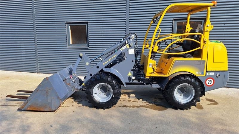 Eurotrac W12 - מעמיס קומפקטי: תמונה 2 Eurotrac W12 - מעמיס קומפקטי: תמונה 2