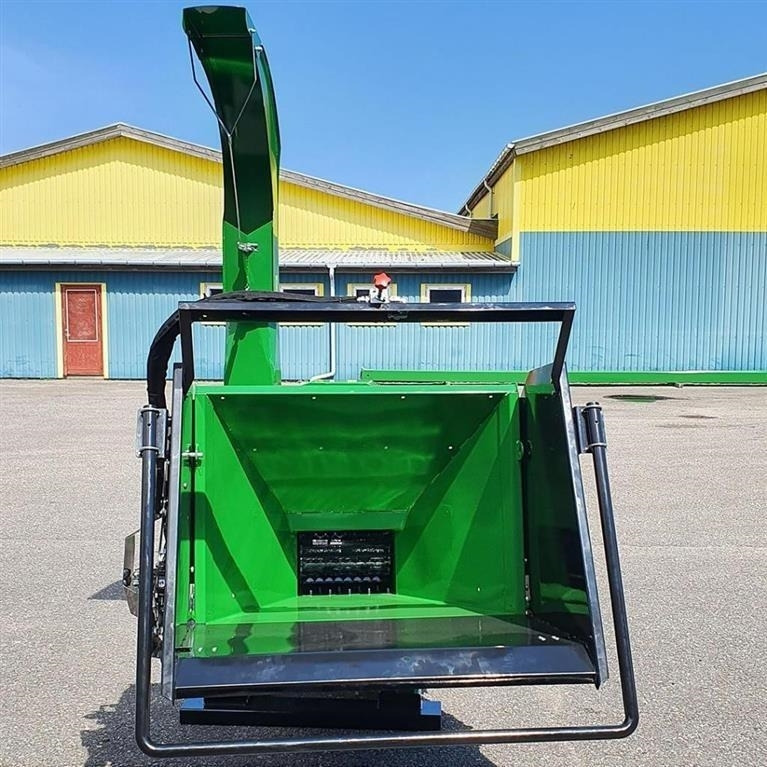 - - - FLISHUGGER TIL TRAKTOR KAPACITET OP TIL Ø25 - מגרסת עץ: תמונה 3 - - - FLISHUGGER TIL TRAKTOR KAPACITET OP TIL Ø25 - מגרסת עץ: תמונה 3