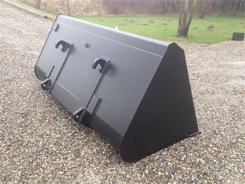 Manitou J-Maskiner Kornskovl - מפעיל טלסקופי: תמונה 3 Manitou J-Maskiner Kornskovl - מפעיל טלסקופי: תמונה 3