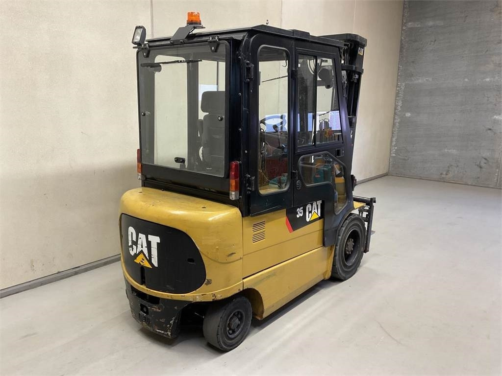 CAT EP35K-PAC - מלגזה חשמלית: תמונה 2 CAT EP35K-PAC - מלגזה חשמלית: תמונה 2