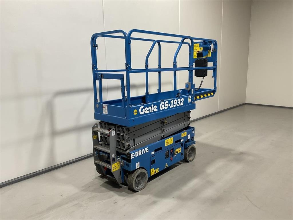 Genie GS-1932 - מעלית מספריים: תמונה 3 Genie GS-1932 - מעלית מספריים: תמונה 3