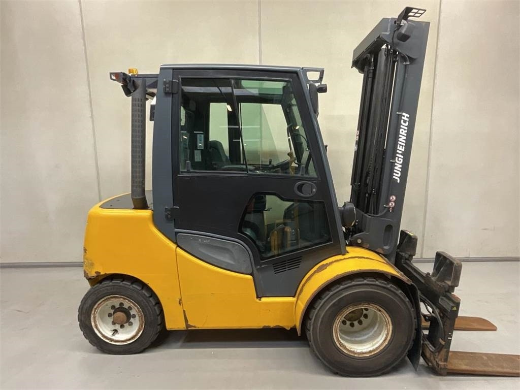 Jungheinrich DFG 540S - מלגזת סולר: תמונה 1 Jungheinrich DFG 540S - מלגזת סולר: תמונה 1