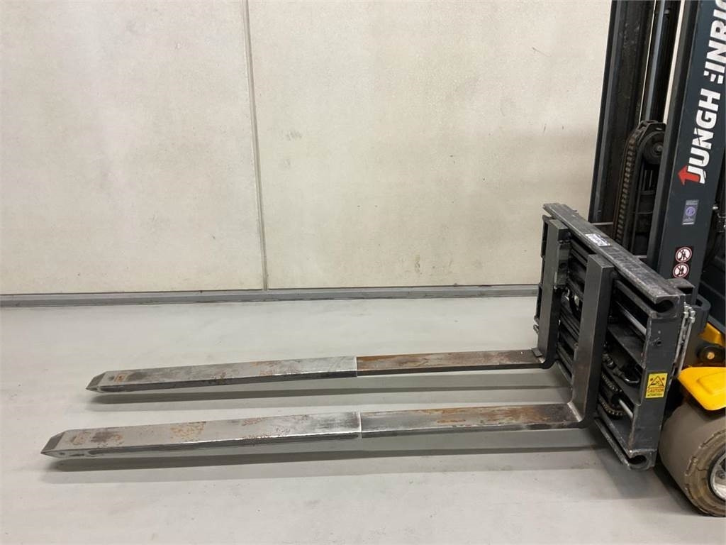 Jungheinrich EFG 218 - מלגזה חשמלית: תמונה 5 Jungheinrich EFG 218 - מלגזה חשמלית: תמונה 5