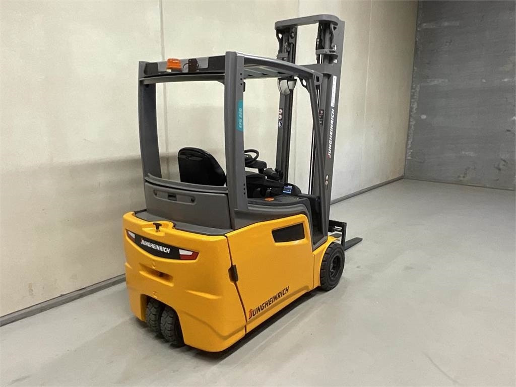 Jungheinrich EFG 220 - מלגזה חשמלית: תמונה 2 Jungheinrich EFG 220 - מלגזה חשמלית: תמונה 2