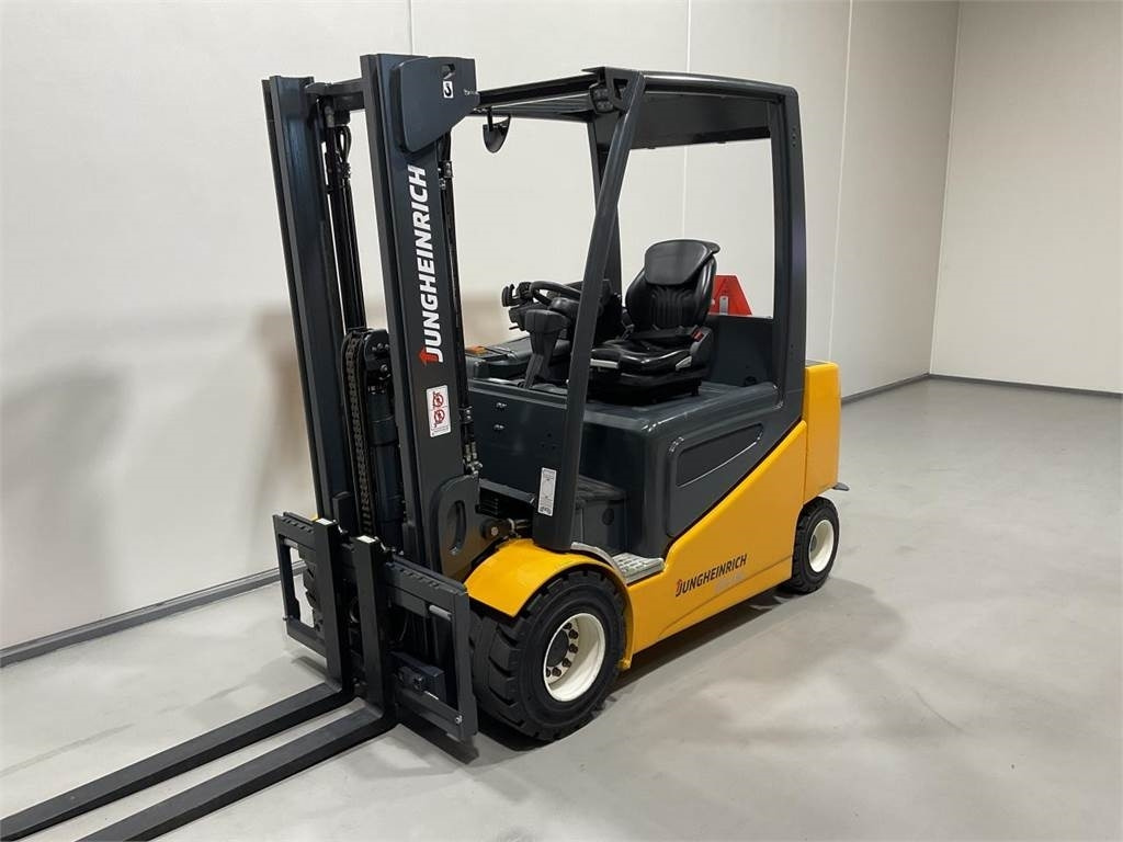 Jungheinrich EFG S30 - מלגזה חשמלית: תמונה 4 Jungheinrich EFG S30 - מלגזה חשמלית: תמונה 4