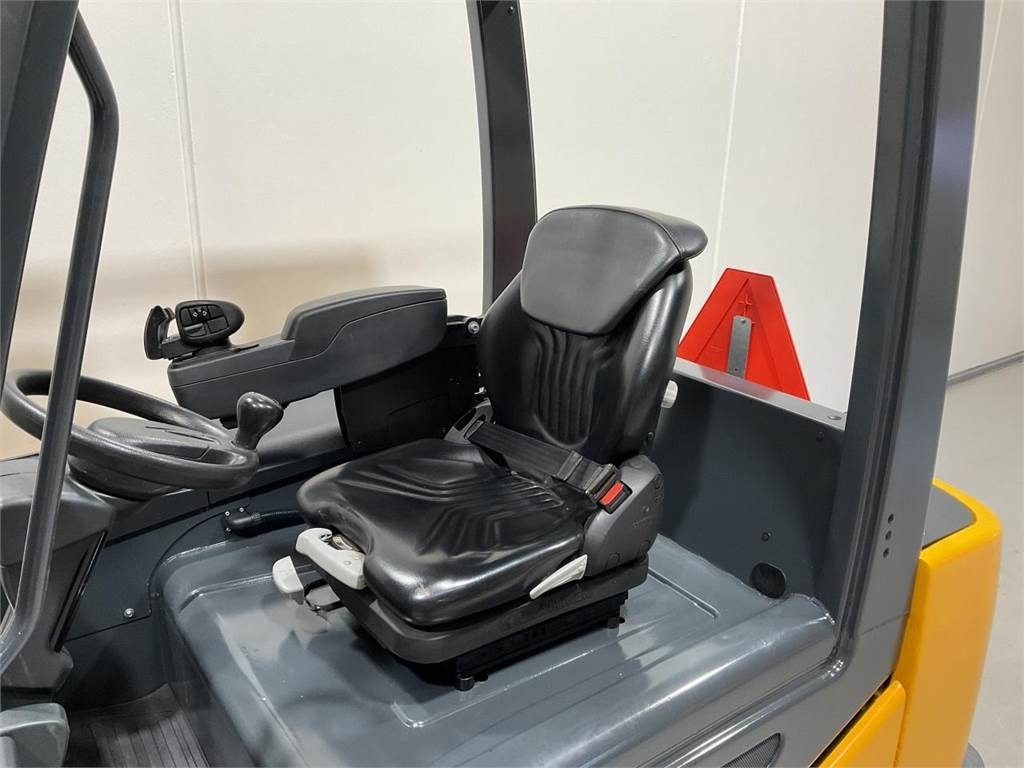 Jungheinrich EFG S30 - מלגזה חשמלית: תמונה 5 Jungheinrich EFG S30 - מלגזה חשמלית: תמונה 5