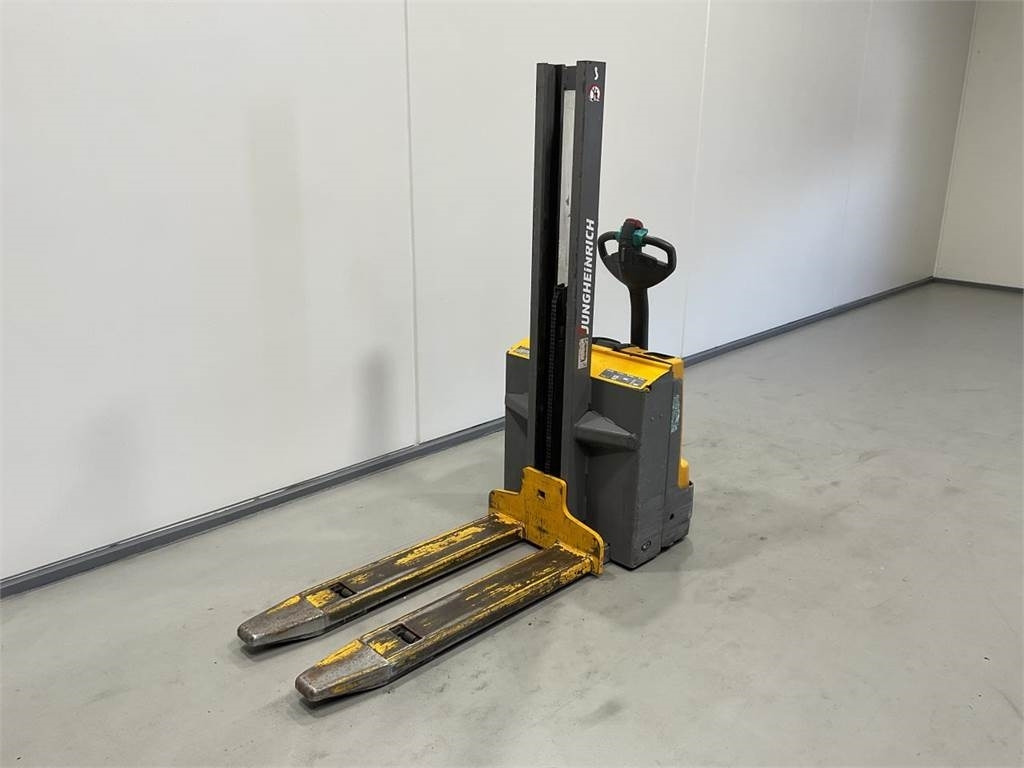 Jungheinrich EMD 118 - מערים: תמונה 4 Jungheinrich EMD 118 - מערים: תמונה 4