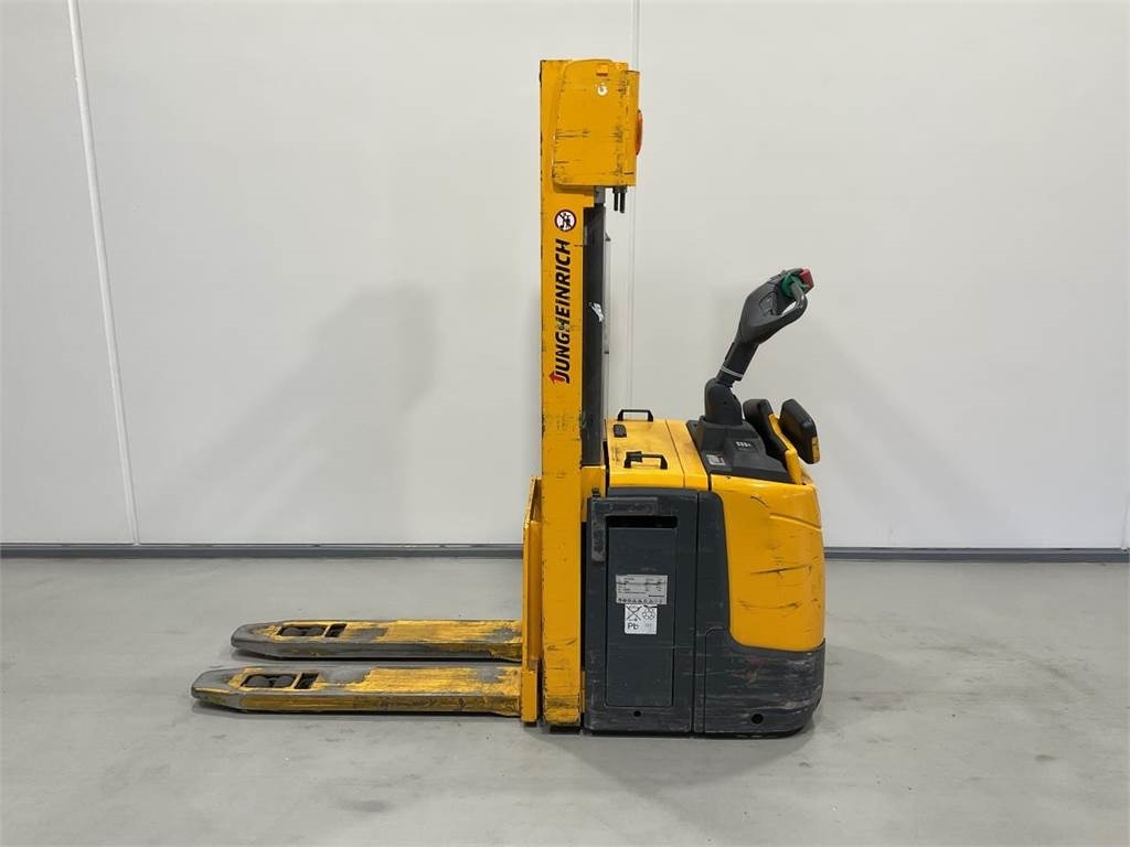 Jungheinrich ERC 220Z - מערים: תמונה 3 Jungheinrich ERC 220Z - מערים: תמונה 3