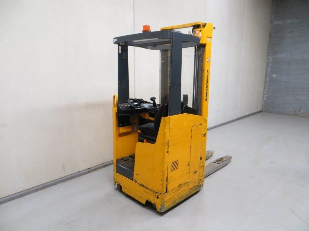 Jungheinrich ESC 316Z - מערים: תמונה 4 Jungheinrich ESC 316Z - מערים: תמונה 4