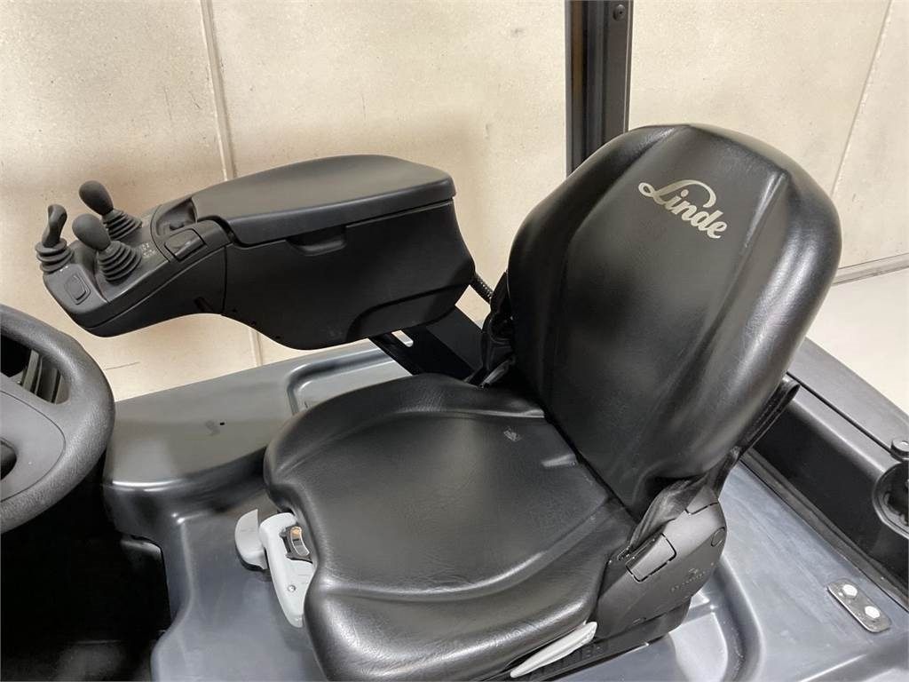 מלגזה חשמלית Linde E20-02: תמונה 6