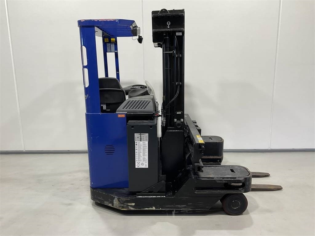 Rocla TEM25 TREV 4800 - משאית הגעה ב-4 דרכים: תמונה 1 Rocla TEM25 TREV 4800 - משאית הגעה ב-4 דרכים: תמונה 1