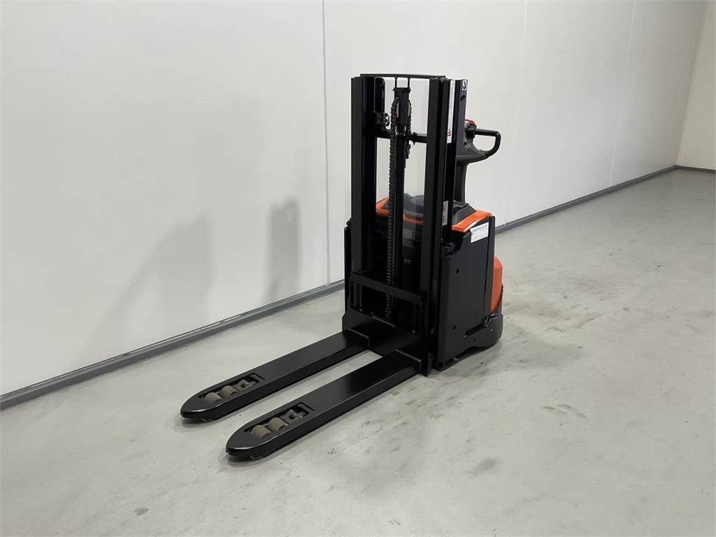 Toyota SWE200D - מערים: תמונה 4 Toyota SWE200D - מערים: תמונה 4