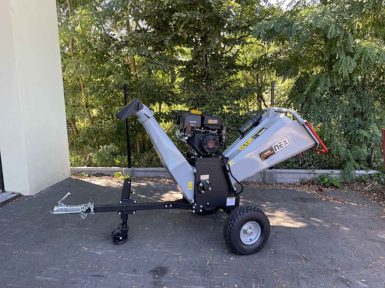 NEX P4206 - מגרסת עץ: תמונה 2 NEX P4206 - מגרסת עץ: תמונה 2