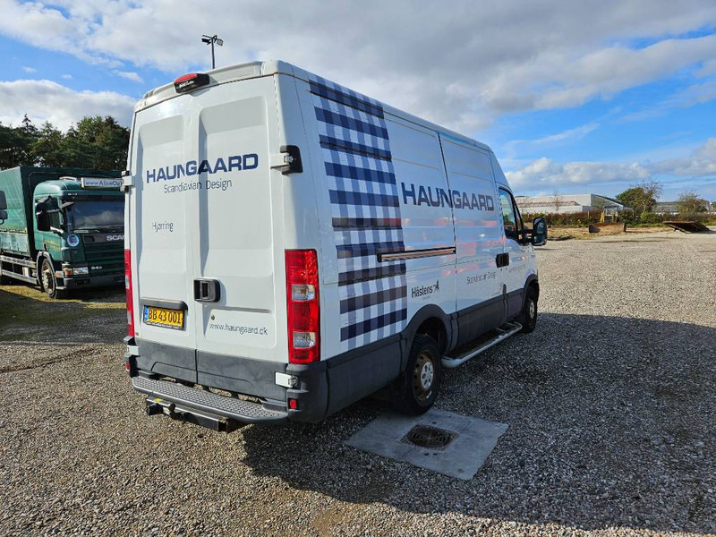 Iveco Daily 2,3 35S15 13,2m³ Van 5d - כלי רכב מסחרי עם לוח: תמונה 5 Iveco Daily 2,3 35S15 13,2m³ Van 5d - כלי רכב מסחרי עם לוח: תמונה 5
