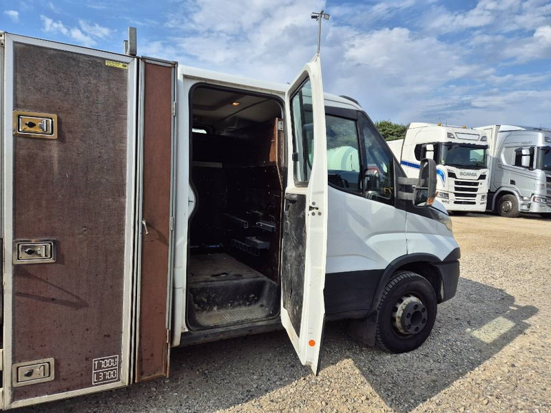 Iveco Daily 70c17 // med lad og presenning - משאית צד נופל/ שטוחה: תמונה 5 Iveco Daily 70c17 // med lad og presenning - משאית צד נופל/ שטוחה: תמונה 5