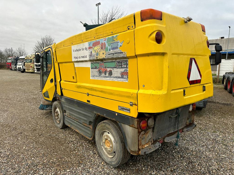 Johnston CN400 - מטאטא כבישים: תמונה 2 Johnston CN400 - מטאטא כבישים: תמונה 2