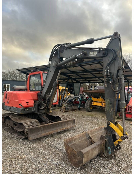 Komatsu PC 75 - מיני מחפר: תמונה 2 Komatsu PC 75 - מיני מחפר: תמונה 2