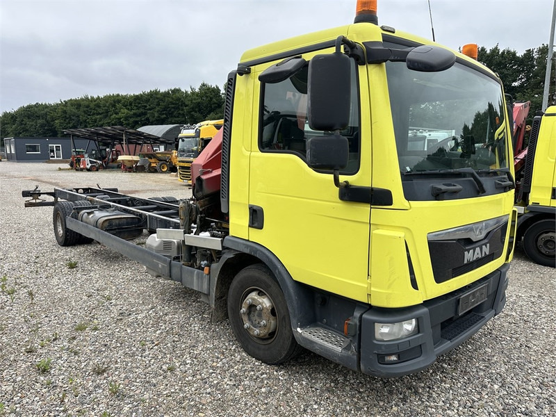 MAN TGL 12.220 // Crane HMF 735K2 // - משאית מנוף: תמונה 2 MAN TGL 12.220 // Crane HMF 735K2 // - משאית מנוף: תמונה 2