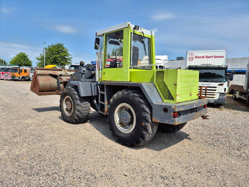 O & K L15 With bucket and quickshift - מעמיס גלגלים: תמונה 3 O & K L15 With bucket and quickshift - מעמיס גלגלים: תמונה 3