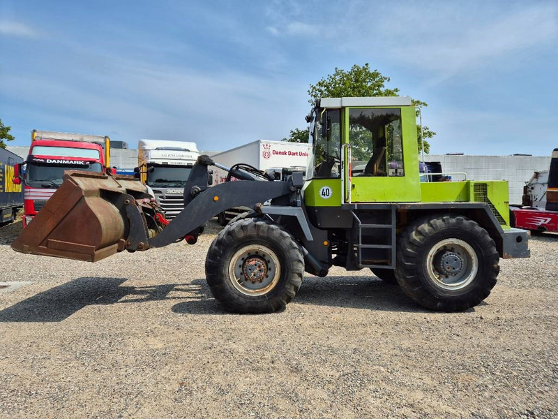 O & K L15 With bucket and quickshift - מעמיס גלגלים: תמונה 2 O & K L15 With bucket and quickshift - מעמיס גלגלים: תמונה 2